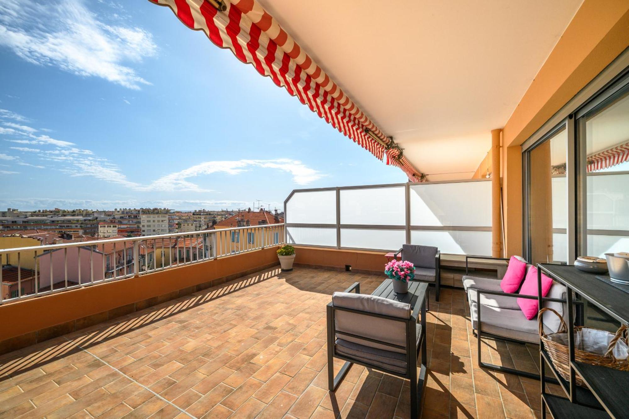 מנטון 'L'Alicante Proche' Gare, Terrasse, Vue Mer מראה חיצוני תמונה